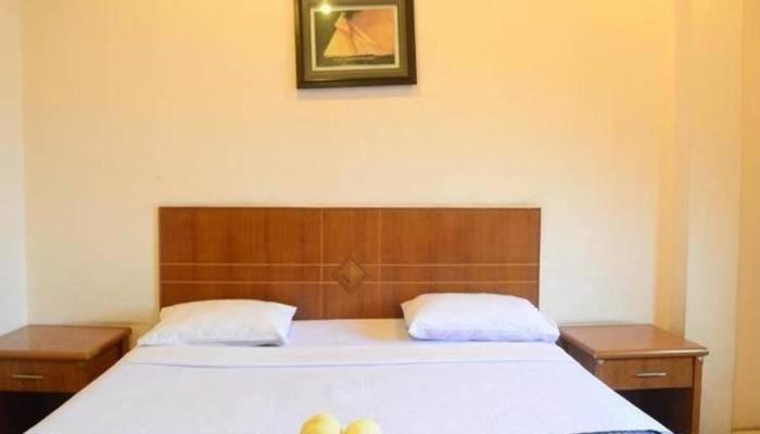 Sabrina Hotel Sisingamangaraja Pekanbaru Buitenkant foto