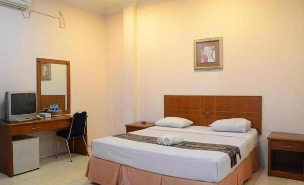 Sabrina Hotel Sisingamangaraja Pekanbaru Buitenkant foto